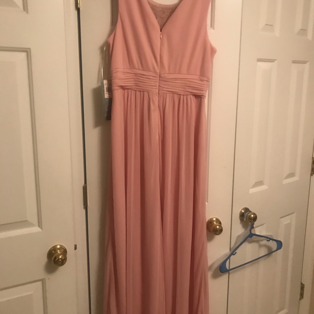 Dress - Picture 3 of 6